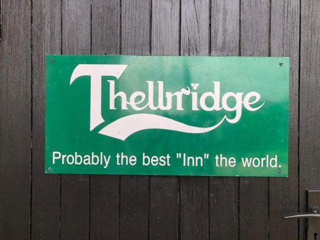 The Thelbridge Cross Inn 크레디톤 외부 사진