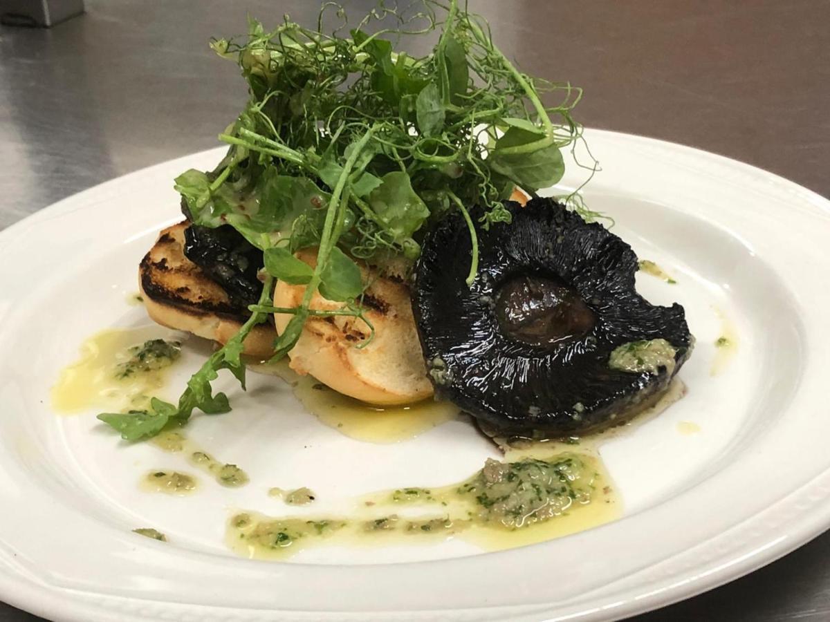 The Thelbridge Cross Inn 크레디톤 외부 사진