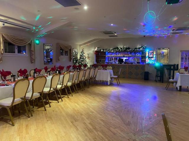 The Thelbridge Cross Inn 크레디톤 외부 사진